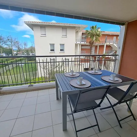 Apartmán T2 Avec Terrasse, Piscine Et Parking Prive - - Fr-1-326-826 Marseillan (Herault)