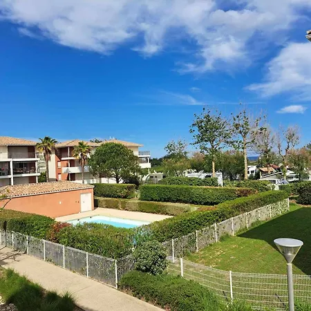 Apartmán T2 Avec Terrasse, Piscine Et Parking Prive - - Fr-1-326-826 *